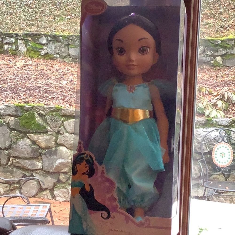 Disney Princess Jasmine Doll 14”